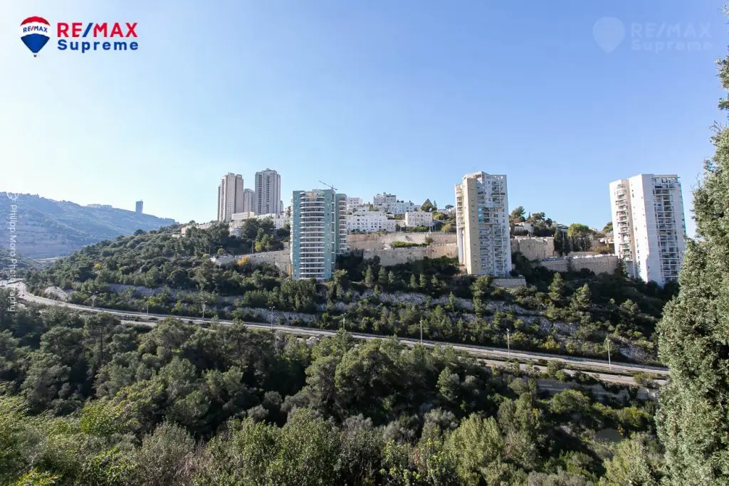 נוף 2