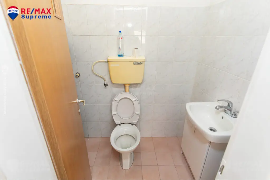 שרותים ביחידת הורים (נקיים)
